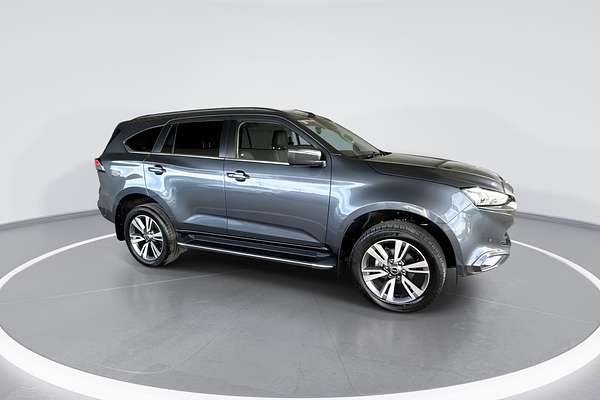 2023 Isuzu MU-X LS-T