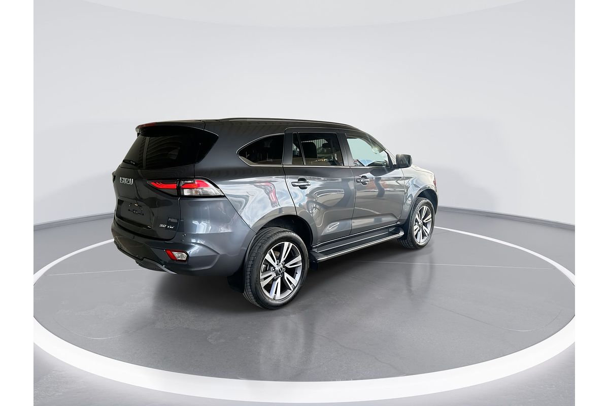 2023 Isuzu MU-X LS-T
