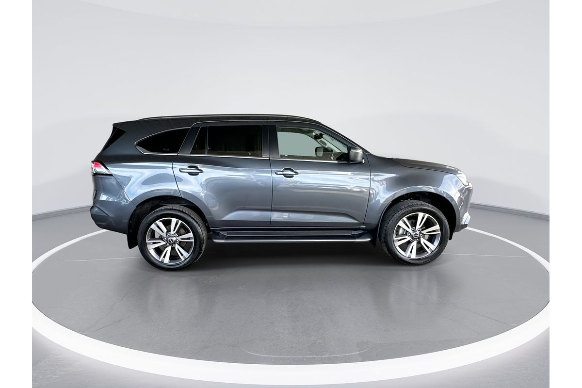 2023 Isuzu MU-X LS-T