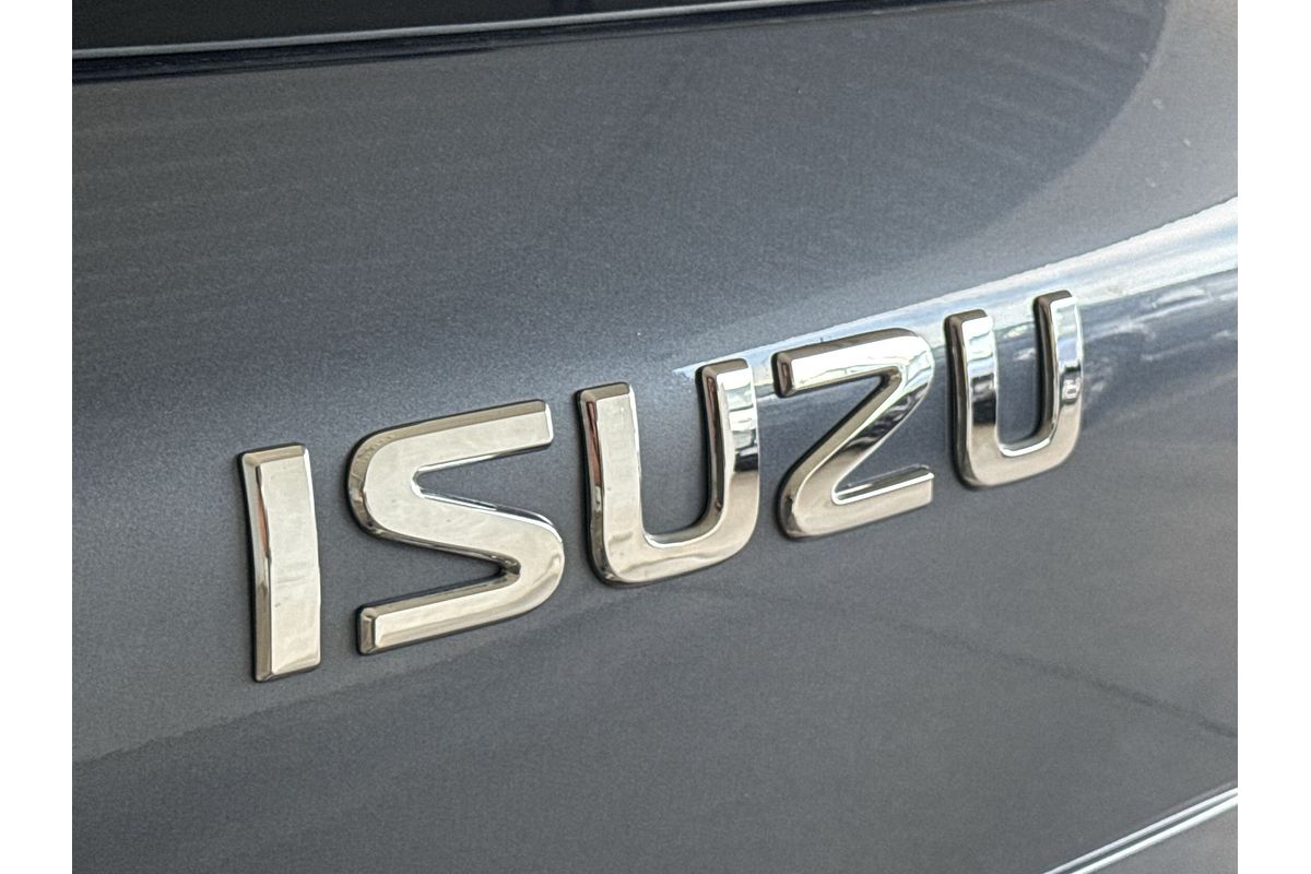 2023 Isuzu MU-X LS-T