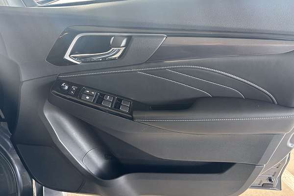 2023 Isuzu MU-X LS-T
