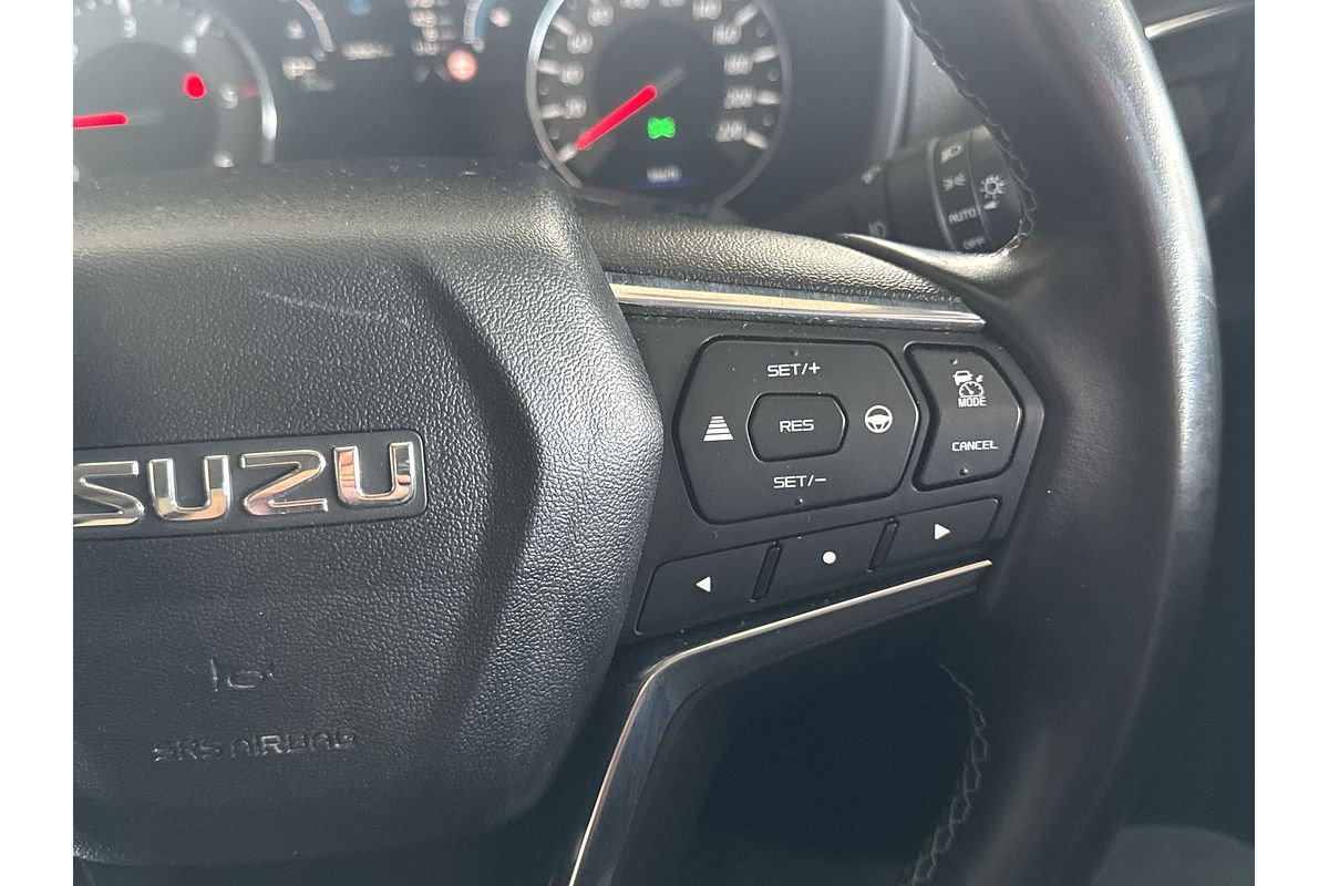 2023 Isuzu MU-X LS-T