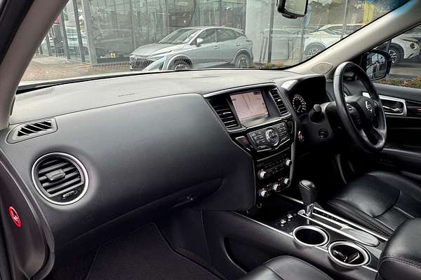 2016 Nissan Pathfinder Ti R52