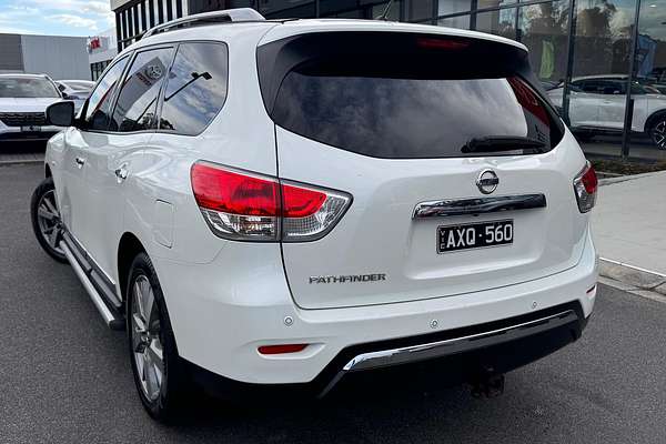 2016 Nissan Pathfinder Ti R52