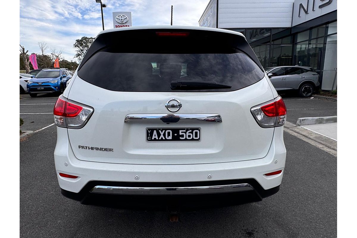 2016 Nissan Pathfinder Ti R52