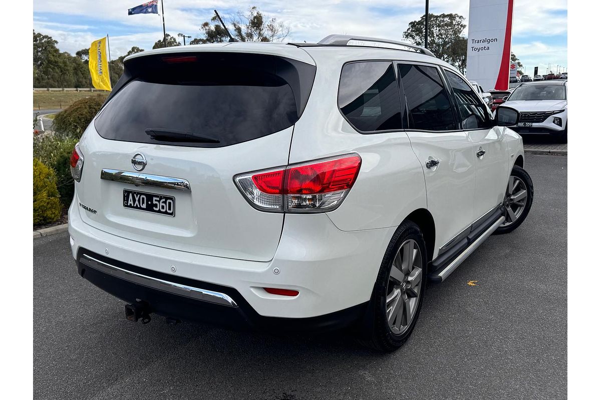 2016 Nissan Pathfinder Ti R52