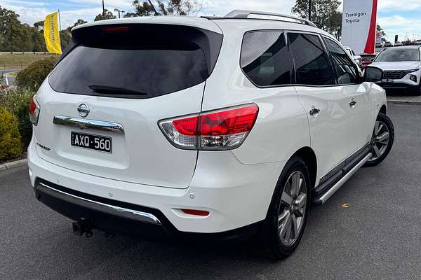 2016 Nissan Pathfinder Ti R52