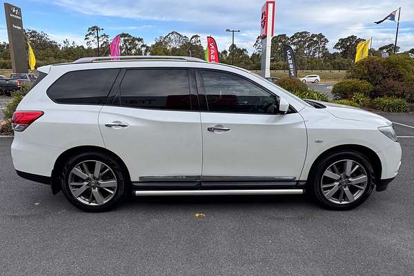 2016 Nissan Pathfinder Ti R52