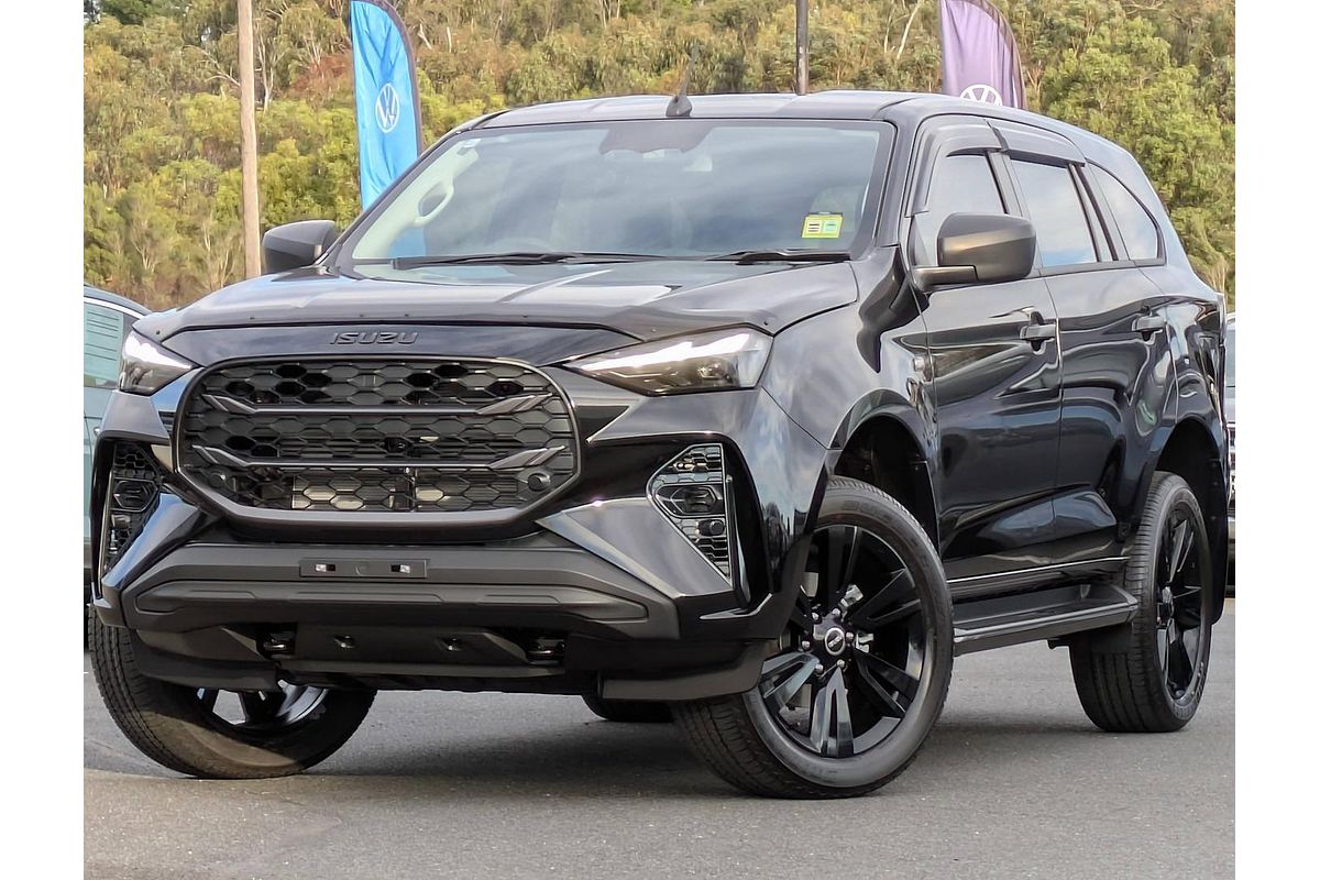 2025 Isuzu MU-X LS-M