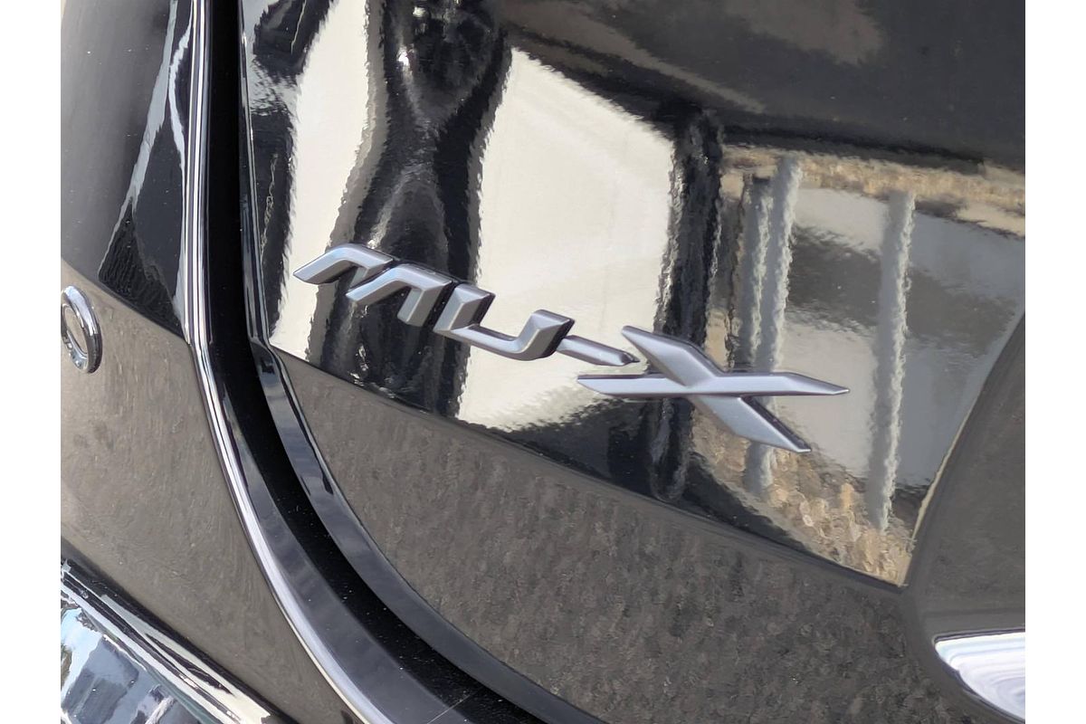 2025 Isuzu MU-X LS-M