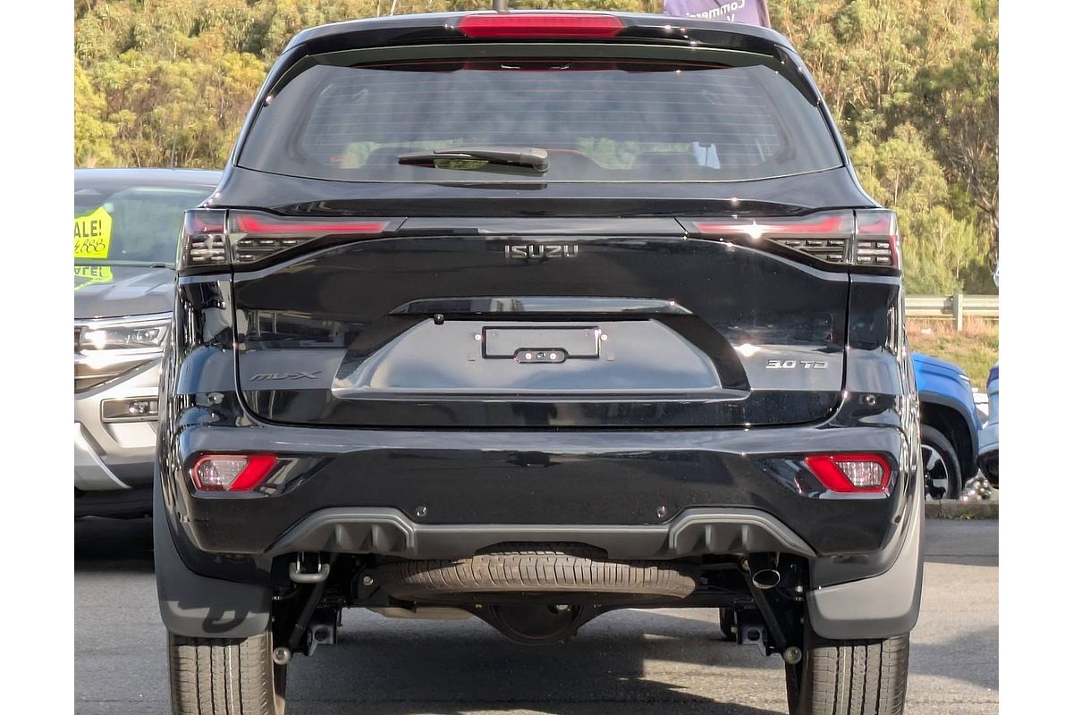 2025 Isuzu MU-X LS-M
