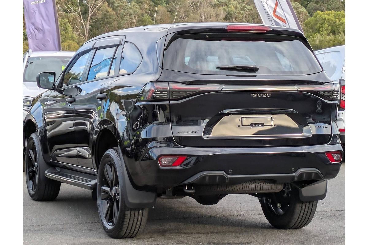2025 Isuzu MU-X LS-M