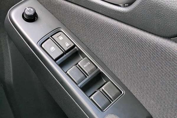 2025 Isuzu MU-X LS-M