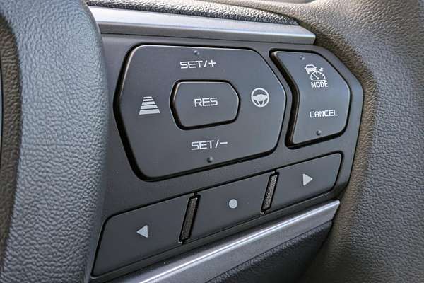 2025 Isuzu MU-X LS-M