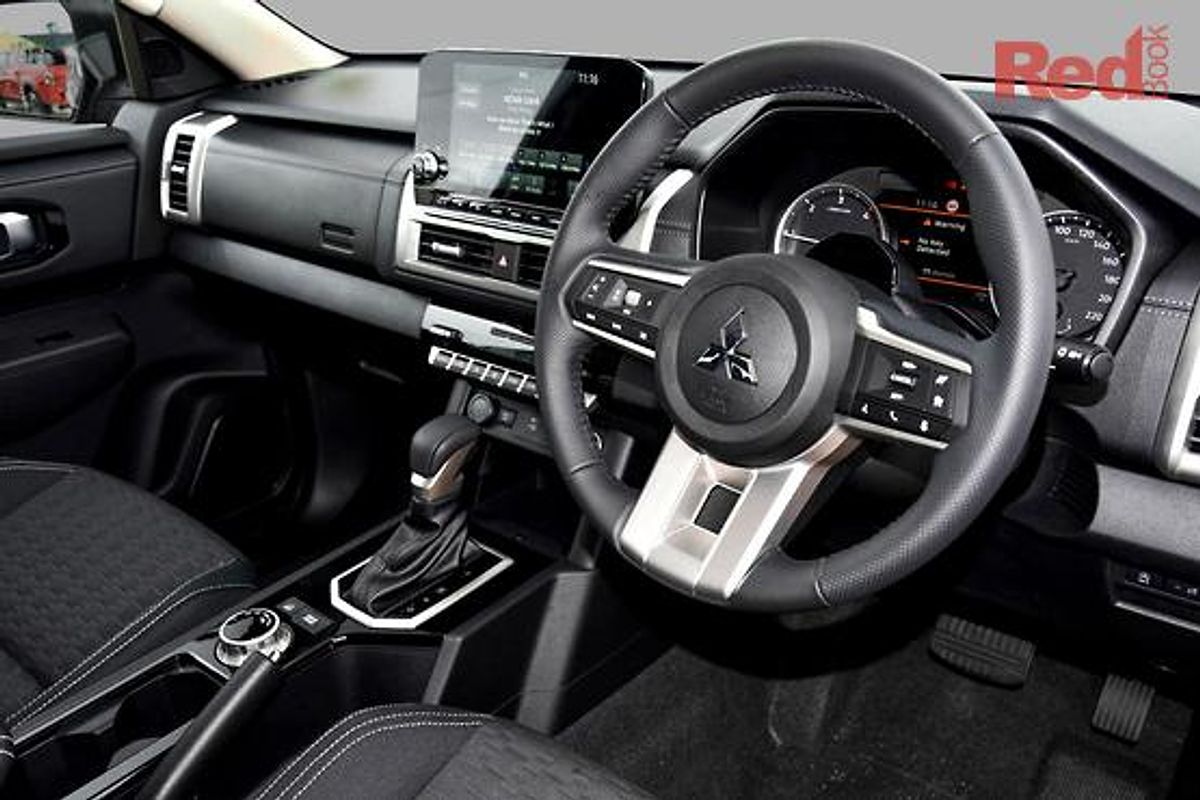 2025 Mitsubishi Triton GLS MV 4X4