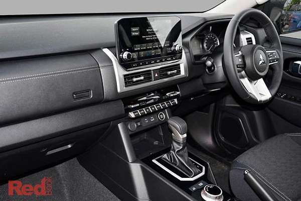 2025 Mitsubishi Triton GLS MV 4X4