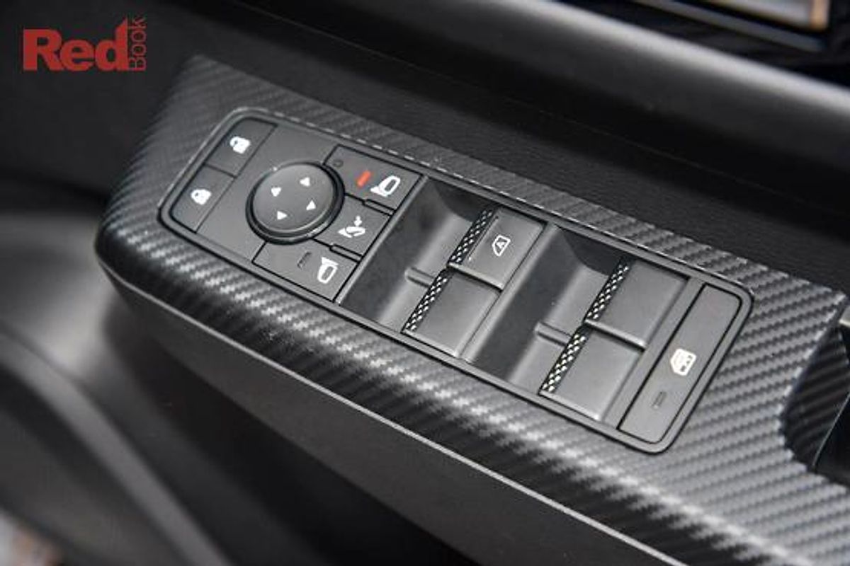 2025 Mitsubishi Triton GLS MV 4X4