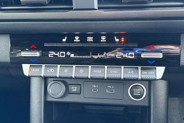 2025 Mitsubishi Triton GSR MV 4X4