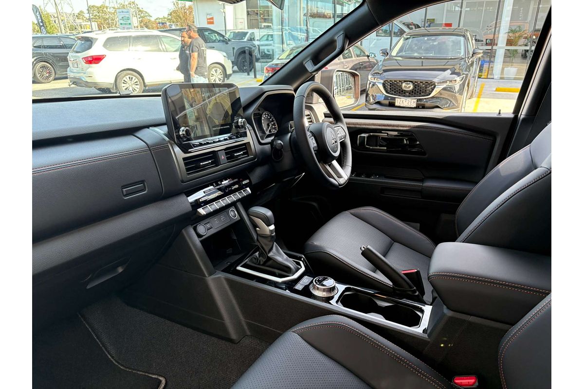 2025 Mitsubishi Triton GSR MV 4X4