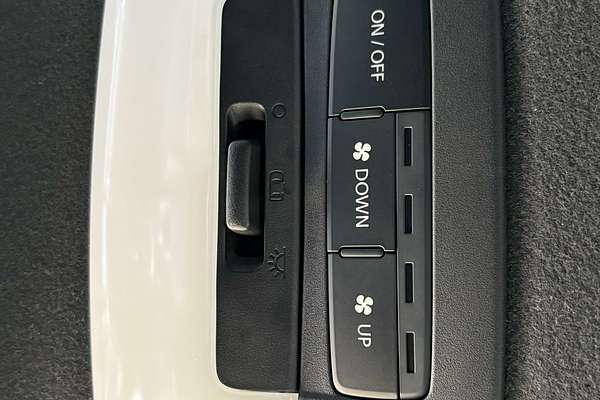 2025 Mitsubishi Triton GSR MV 4X4