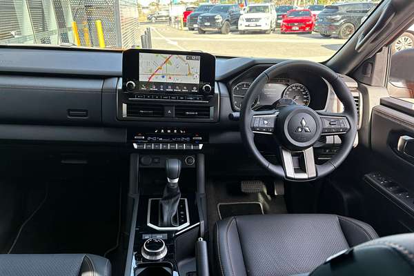 2025 Mitsubishi Triton GSR MV 4X4