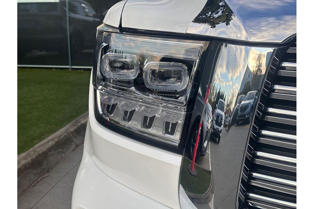 2024 GWM Tank 500 Lux Hybrid P03