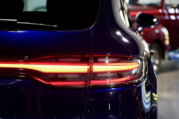 2022 Porsche Macan S 95B