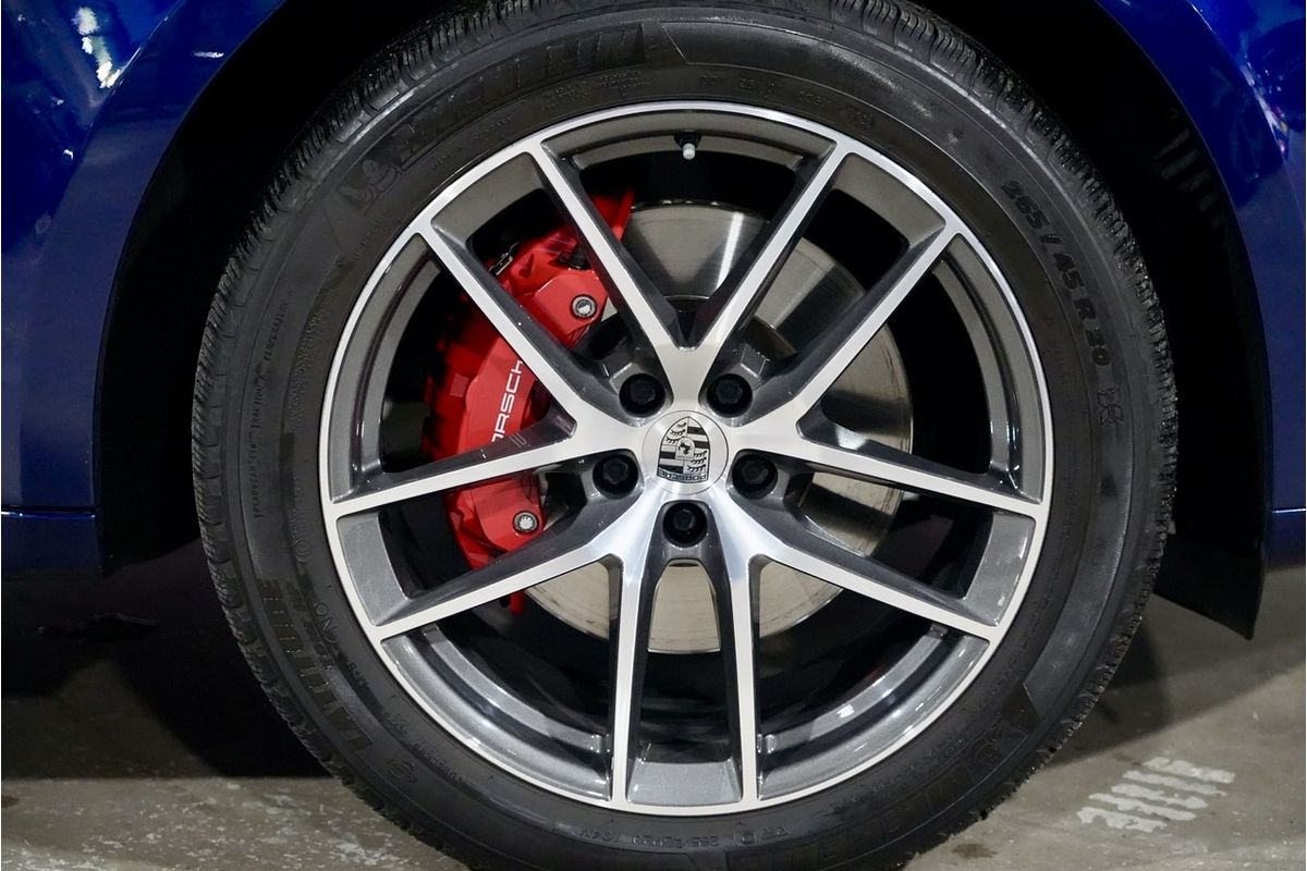 2022 Porsche Macan S 95B