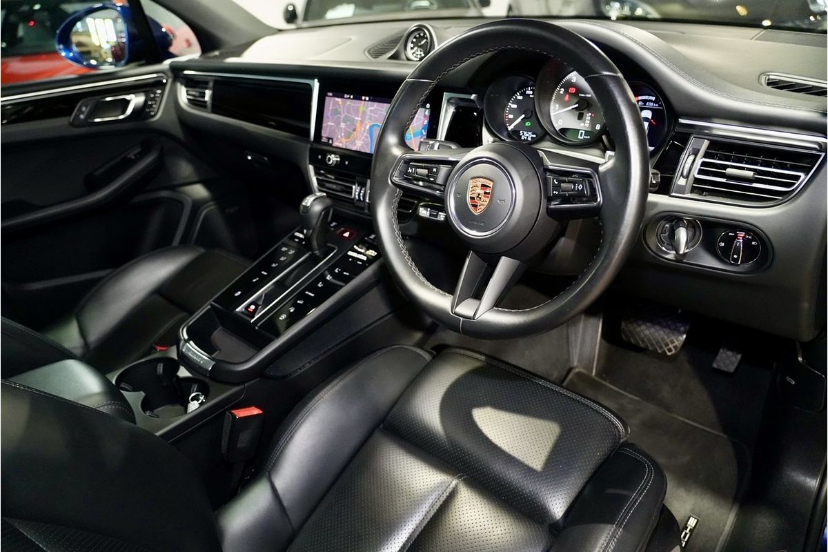 2022 Porsche Macan S 95B