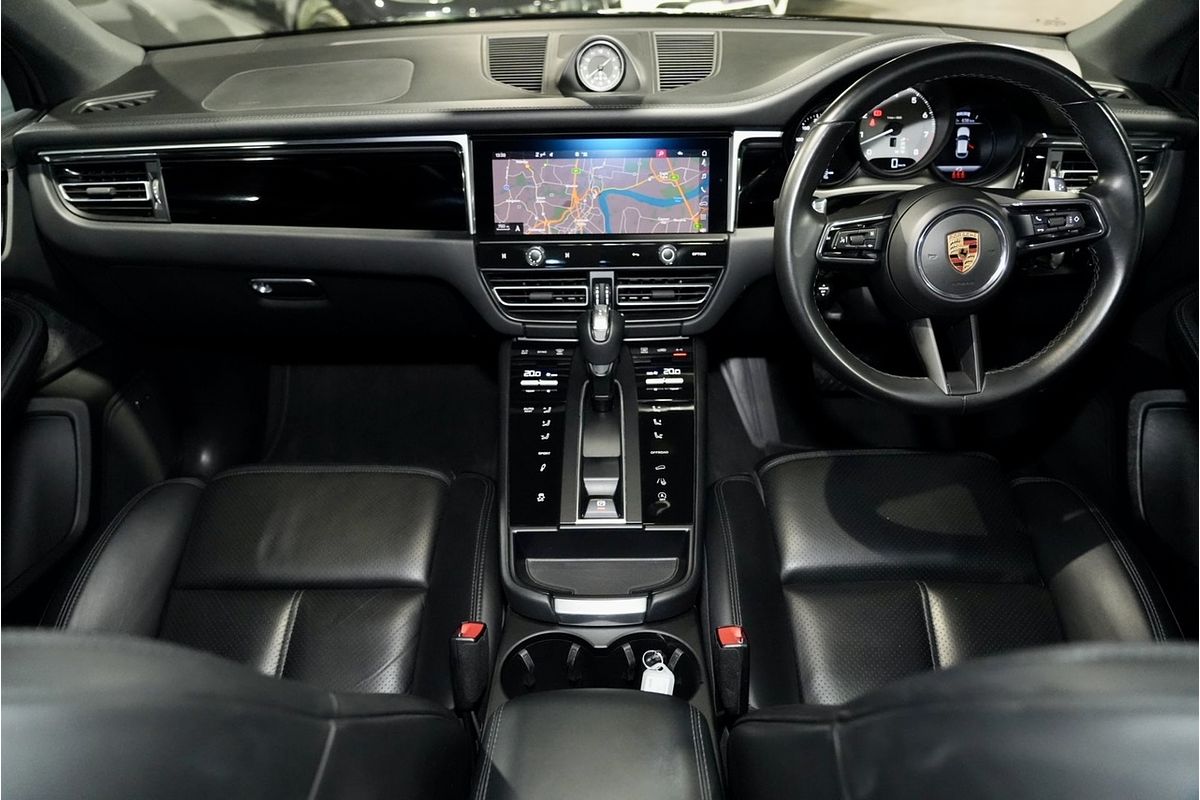 2022 Porsche Macan S 95B