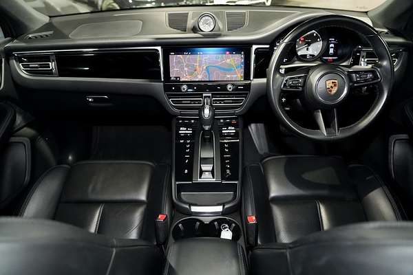 2022 Porsche Macan S 95B