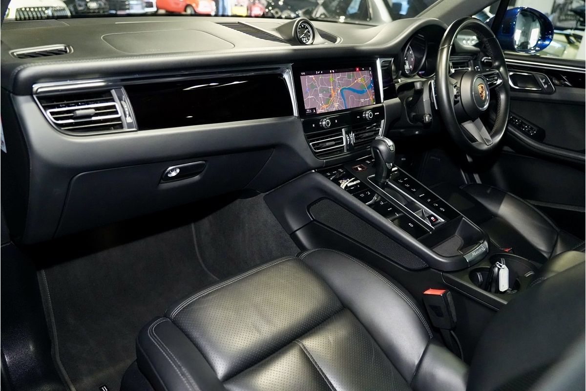 2022 Porsche Macan S 95B