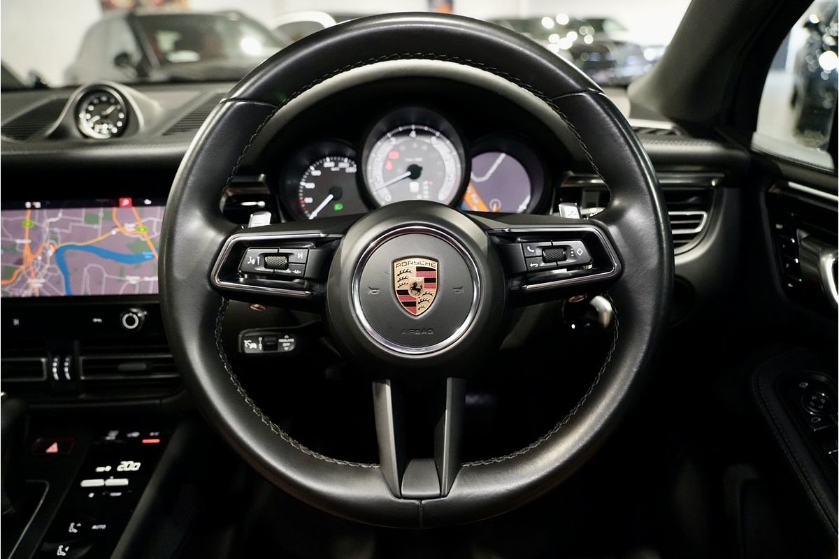 2022 Porsche Macan S 95B