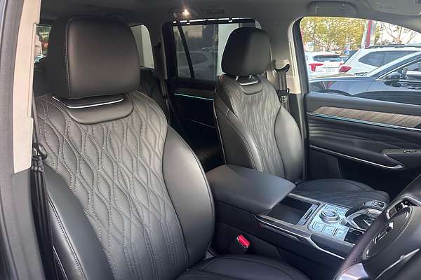 2025 GWM Tank 500 Ultra Hybrid P03