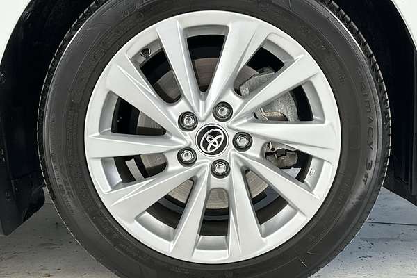2022 Toyota Camry Ascent AXVH70R