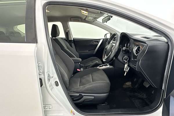 2013 Toyota Corolla Ascent Sport ZRE182R