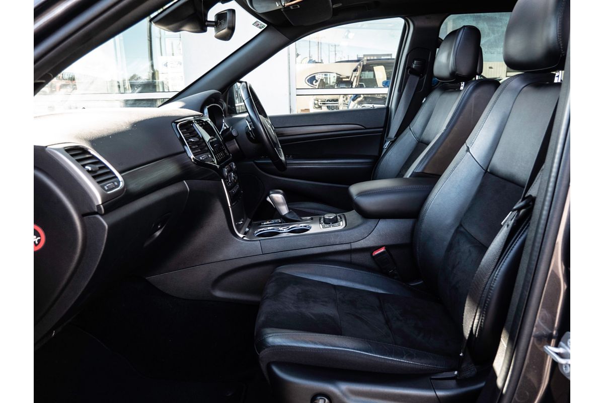 2021 Jeep Grand Cherokee Night Eagle WK
