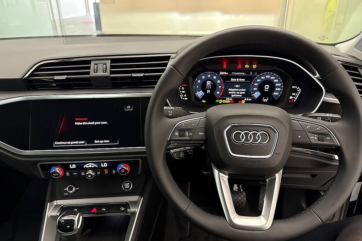 2024 Audi Q3 35 TFSI F3