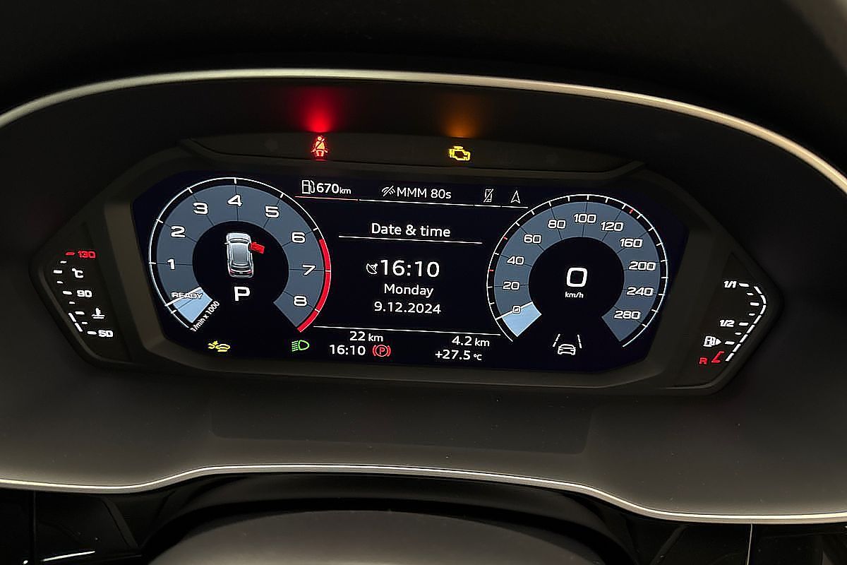 2024 Audi Q3 35 TFSI F3