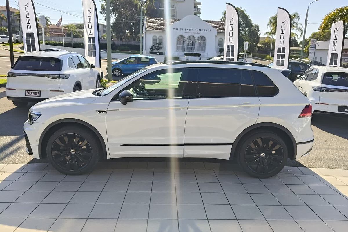 2018 Volkswagen Tiguan Wolfsburg Edition 5N