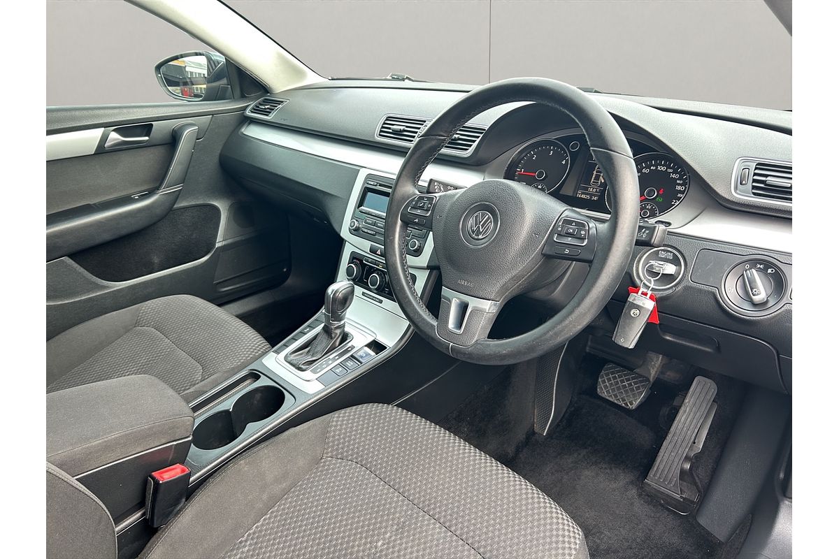 2013 Volkswagen PASSAT SEDAN TDI 103KW TL