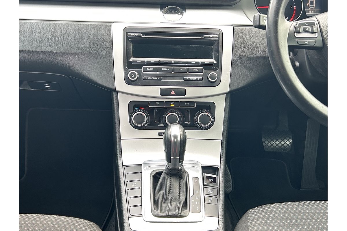 2013 Volkswagen PASSAT SEDAN TDI 103KW TL