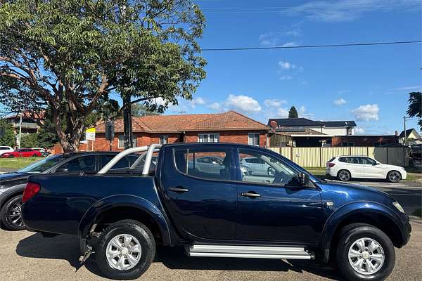 2013 Mitsubishi Triton GL-R MN 4X4