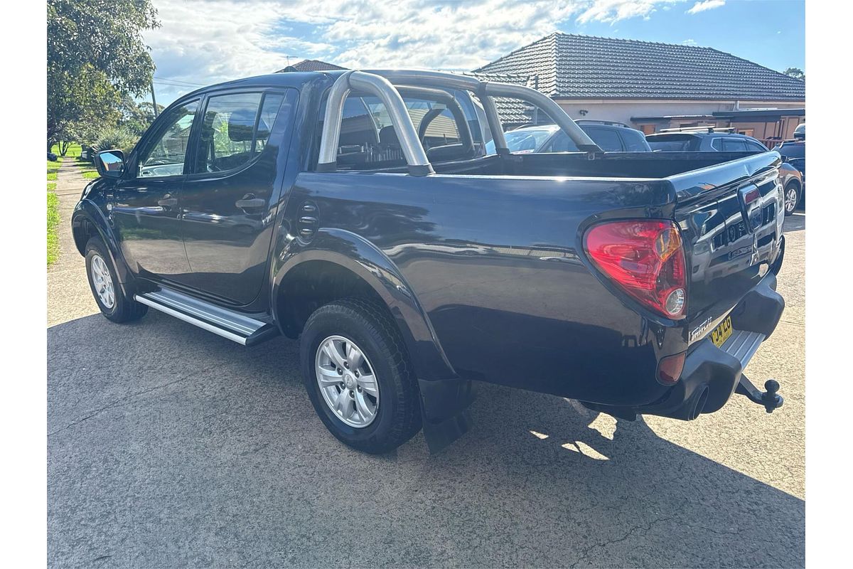 2013 Mitsubishi Triton GL-R MN 4X4