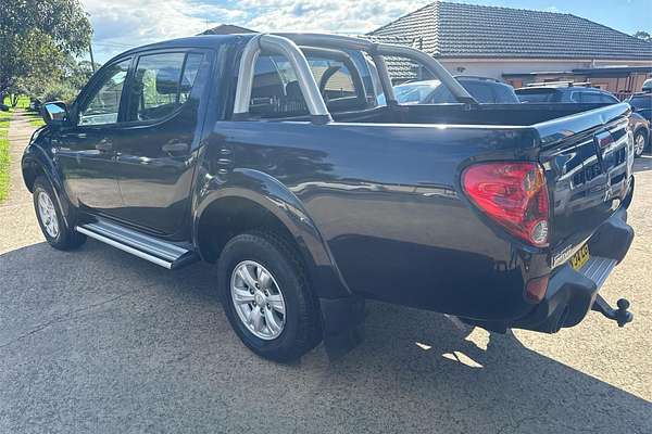 2013 Mitsubishi Triton GL-R MN 4X4