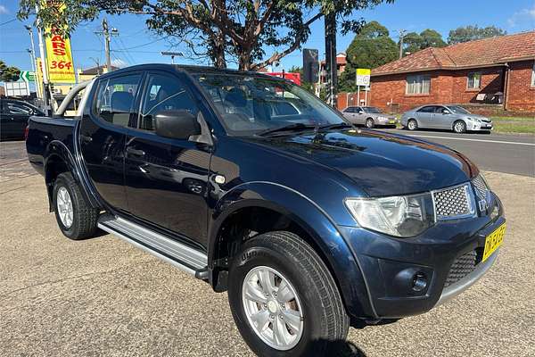 2013 Mitsubishi Triton GL-R MN 4X4