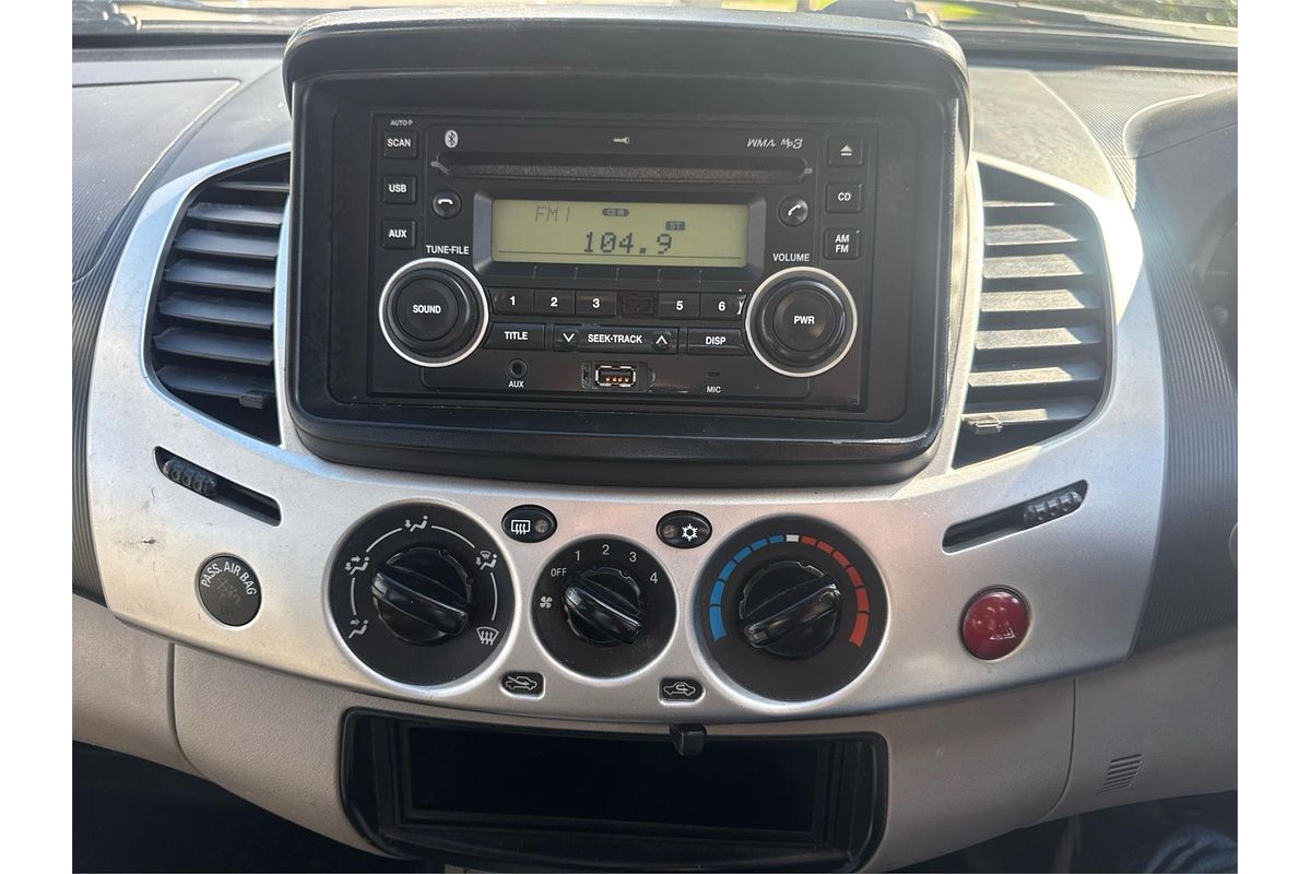 2013 Mitsubishi Triton GL-R MN 4X4