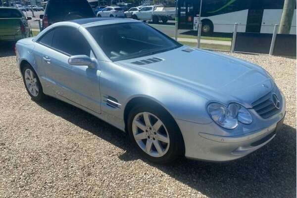 2005 Mercedes Benz SL500  R230