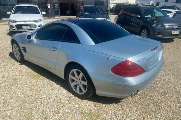 2005 Mercedes Benz SL500  R230