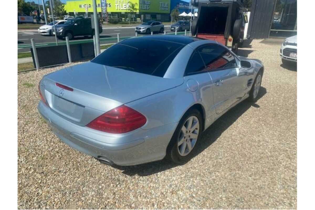 2005 Mercedes Benz SL500  R230